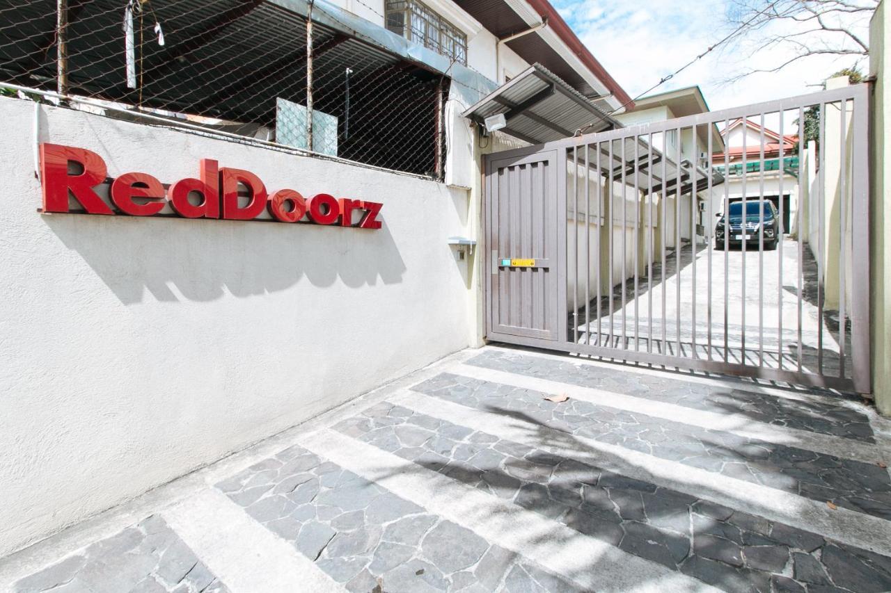 Reddoorz Plus @ A Rita Street San Juan San Juan  Exteriör bild